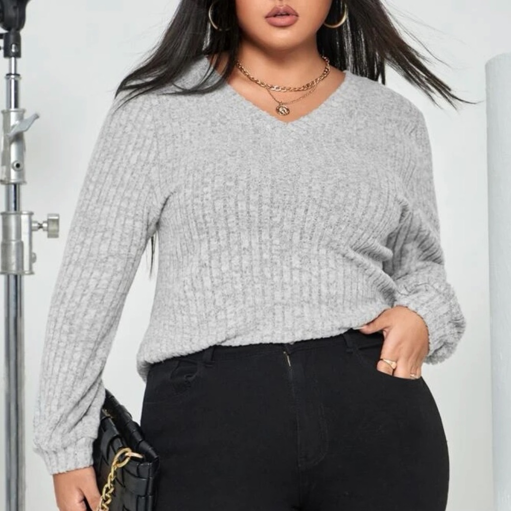 NEW Ribbed Knit Tee - Picture 2 of 5